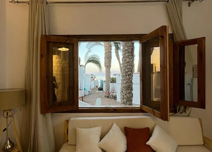 شقة Oia Seafront House